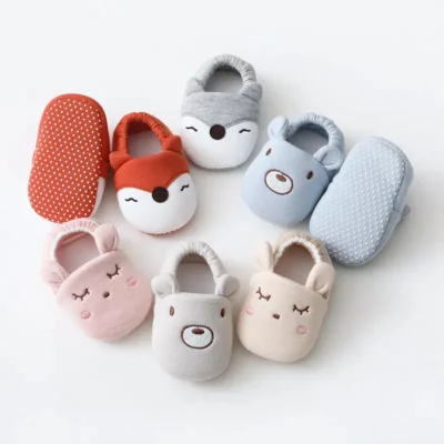 Non-Slip First Steps Shoes for Children - Multivariant Cotton Baby Shoes with Anti-Skid Soles